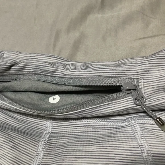 Lululemon Pace Rival + Wunder Under Crop sz.4 - Picture 5 of 9